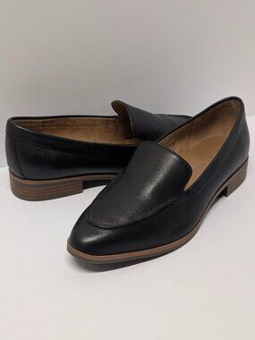 Aerosoles East Side Loafers in Black Leather